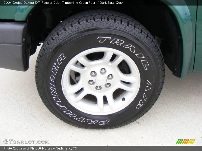 Timberline Green Pearl / Dark Slate Gray 2004 Dodge Dakota SXT Regular Cab