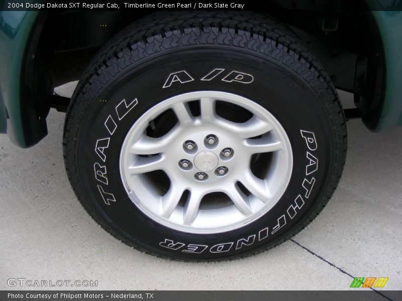 Timberline Green Pearl / Dark Slate Gray 2004 Dodge Dakota SXT Regular Cab