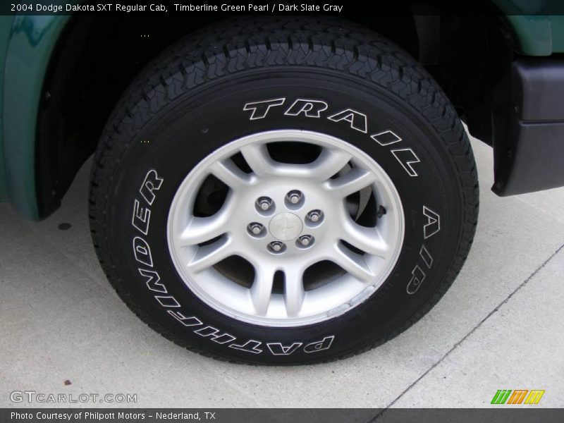 Timberline Green Pearl / Dark Slate Gray 2004 Dodge Dakota SXT Regular Cab