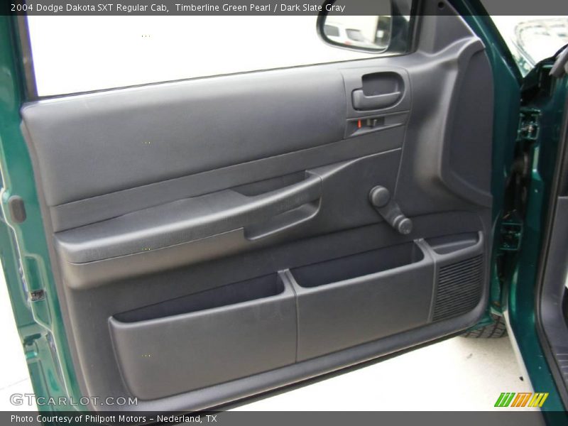 Timberline Green Pearl / Dark Slate Gray 2004 Dodge Dakota SXT Regular Cab