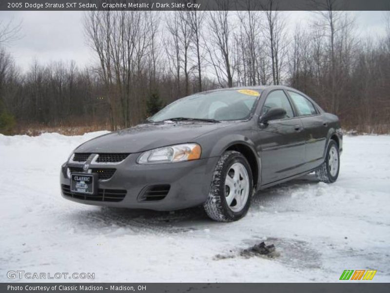 Graphite Metallic / Dark Slate Gray 2005 Dodge Stratus SXT Sedan