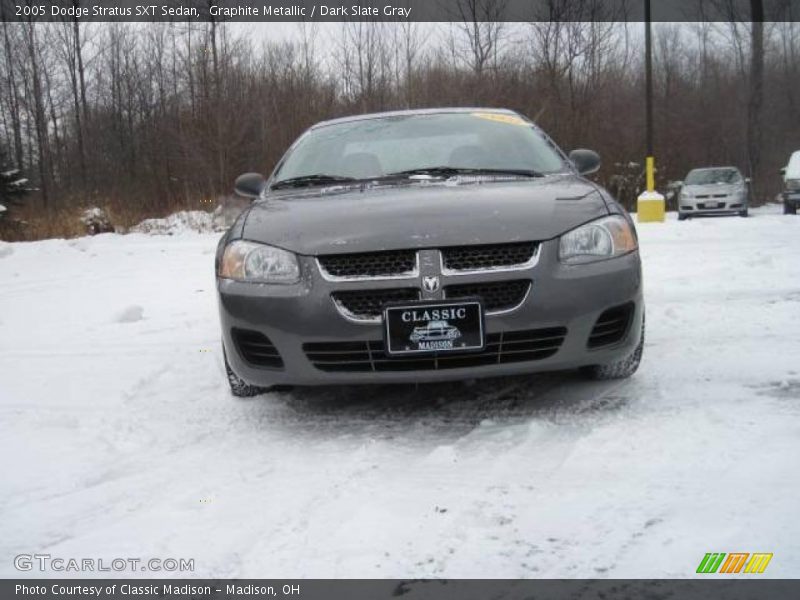 Graphite Metallic / Dark Slate Gray 2005 Dodge Stratus SXT Sedan