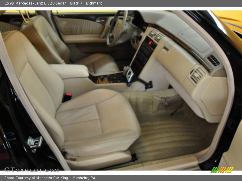 Black / Parchment 1999 Mercedes-Benz E 320 Sedan