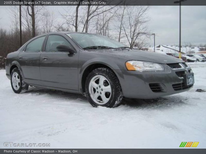 Graphite Metallic / Dark Slate Gray 2005 Dodge Stratus SXT Sedan