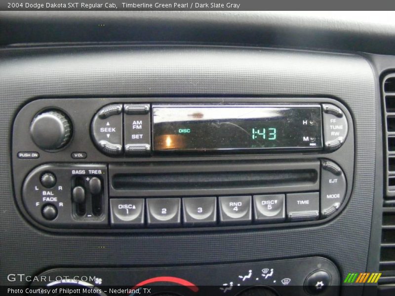 Timberline Green Pearl / Dark Slate Gray 2004 Dodge Dakota SXT Regular Cab