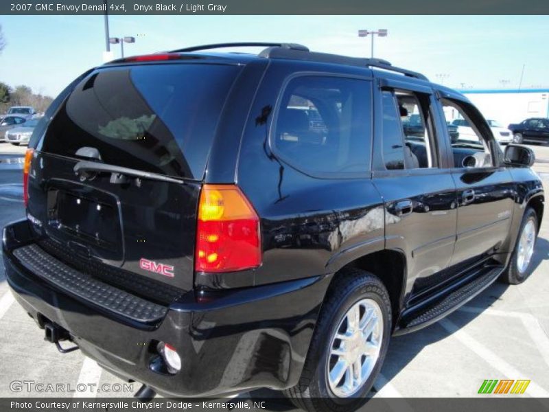 Onyx Black / Light Gray 2007 GMC Envoy Denali 4x4