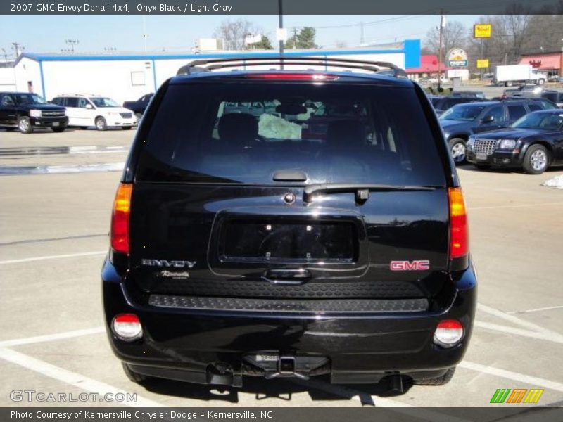 Onyx Black / Light Gray 2007 GMC Envoy Denali 4x4