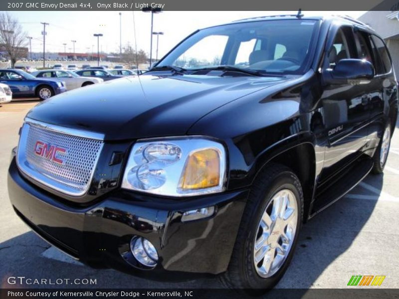 Onyx Black / Light Gray 2007 GMC Envoy Denali 4x4