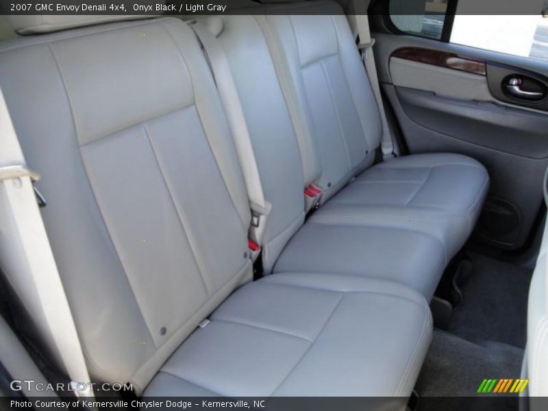 Onyx Black / Light Gray 2007 GMC Envoy Denali 4x4
