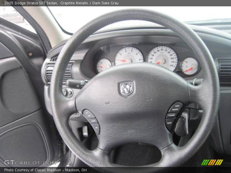 Graphite Metallic / Dark Slate Gray 2005 Dodge Stratus SXT Sedan