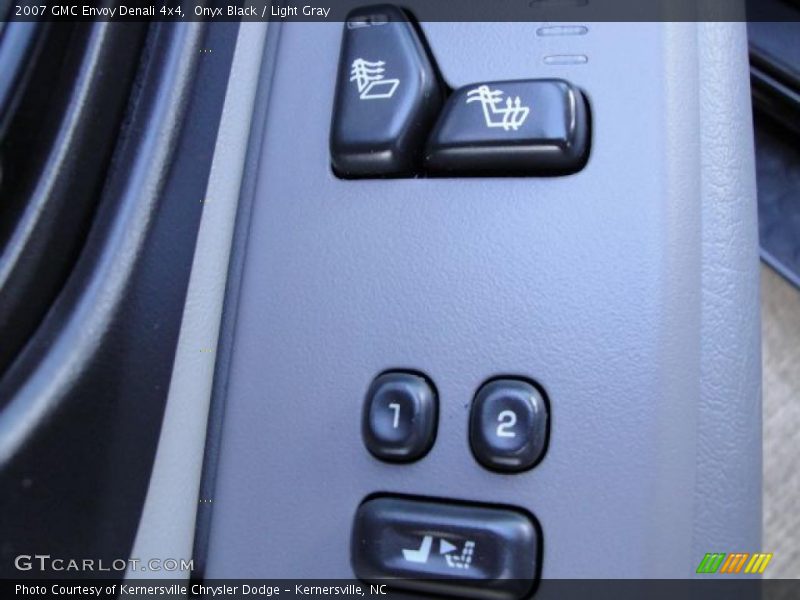 Onyx Black / Light Gray 2007 GMC Envoy Denali 4x4