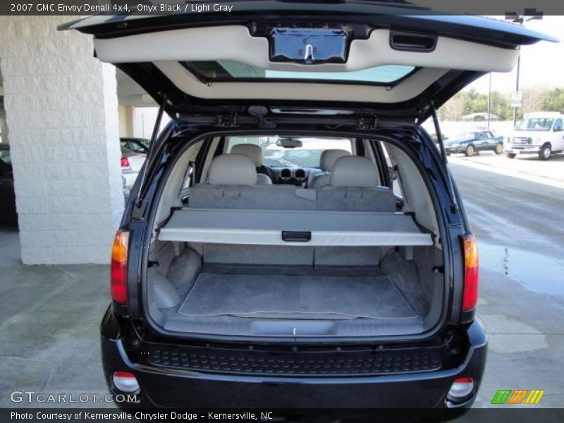 Onyx Black / Light Gray 2007 GMC Envoy Denali 4x4