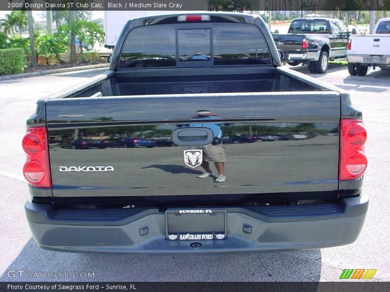 Black / Medium Slate Gray 2006 Dodge Dakota ST Club Cab