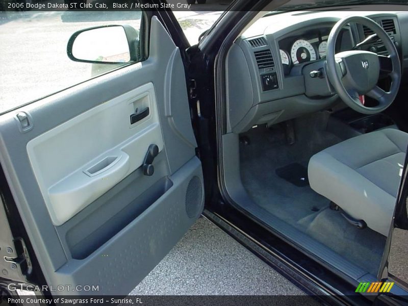 Black / Medium Slate Gray 2006 Dodge Dakota ST Club Cab