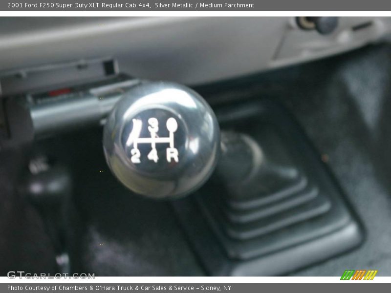 Silver Metallic / Medium Parchment 2001 Ford F250 Super Duty XLT Regular Cab 4x4