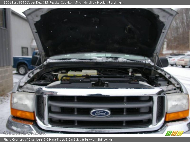 Silver Metallic / Medium Parchment 2001 Ford F250 Super Duty XLT Regular Cab 4x4