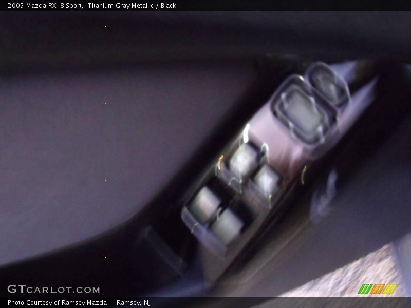 Titanium Gray Metallic / Black 2005 Mazda RX-8 Sport