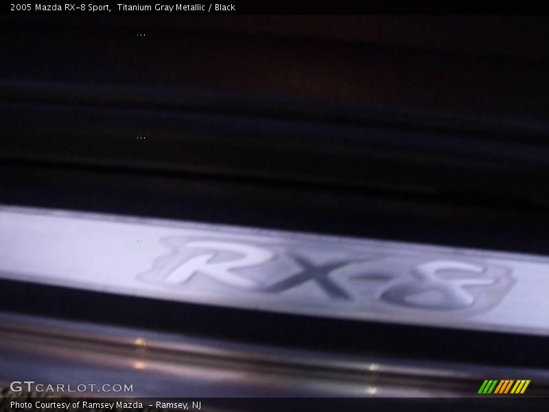 Titanium Gray Metallic / Black 2005 Mazda RX-8 Sport