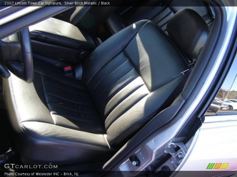 Silver Birch Metallic / Black 2007 Lincoln Town Car Signature