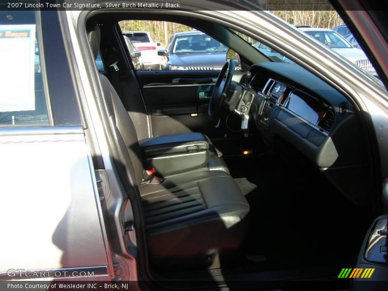 Silver Birch Metallic / Black 2007 Lincoln Town Car Signature