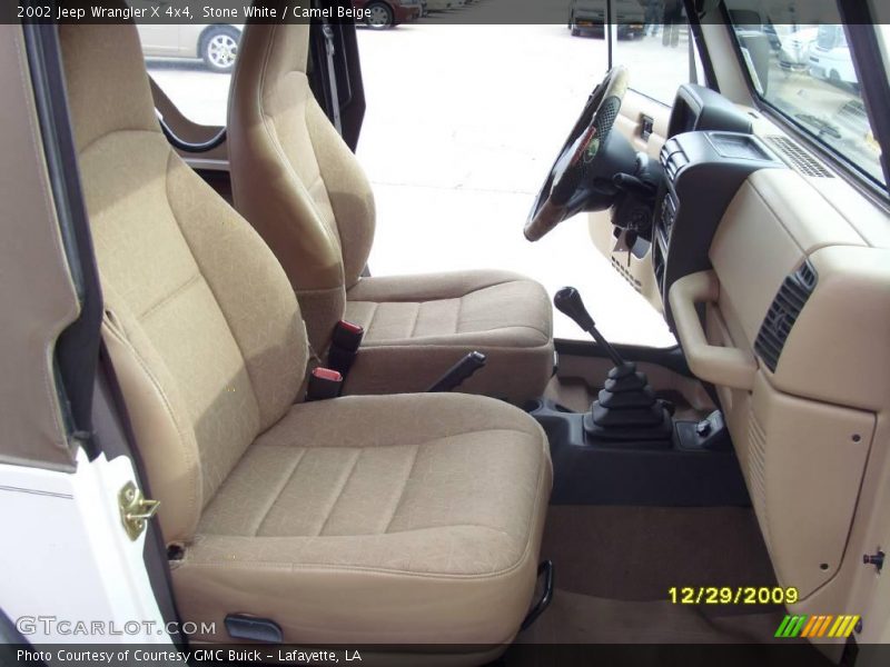 Stone White / Camel Beige 2002 Jeep Wrangler X 4x4