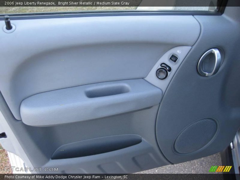 Bright Silver Metallic / Medium Slate Gray 2006 Jeep Liberty Renegade