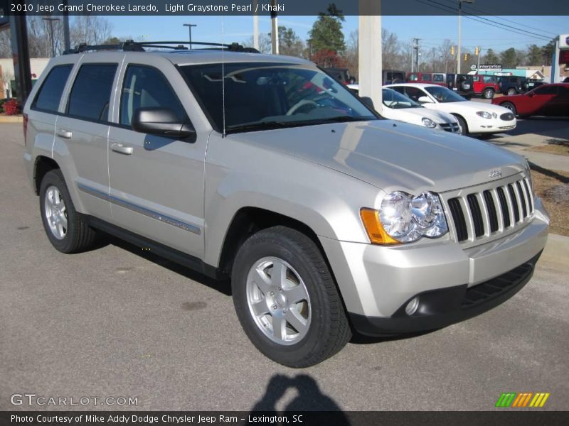 Light Graystone Pearl / Khaki 2010 Jeep Grand Cherokee Laredo