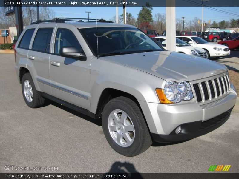 Light Graystone Pearl / Dark Slate Gray 2010 Jeep Grand Cherokee Laredo