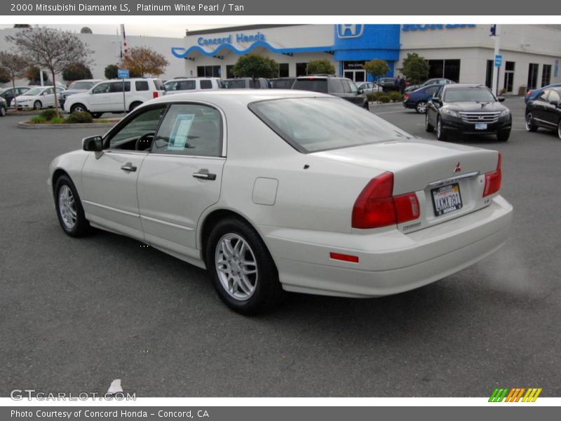 Platinum White Pearl / Tan 2000 Mitsubishi Diamante LS