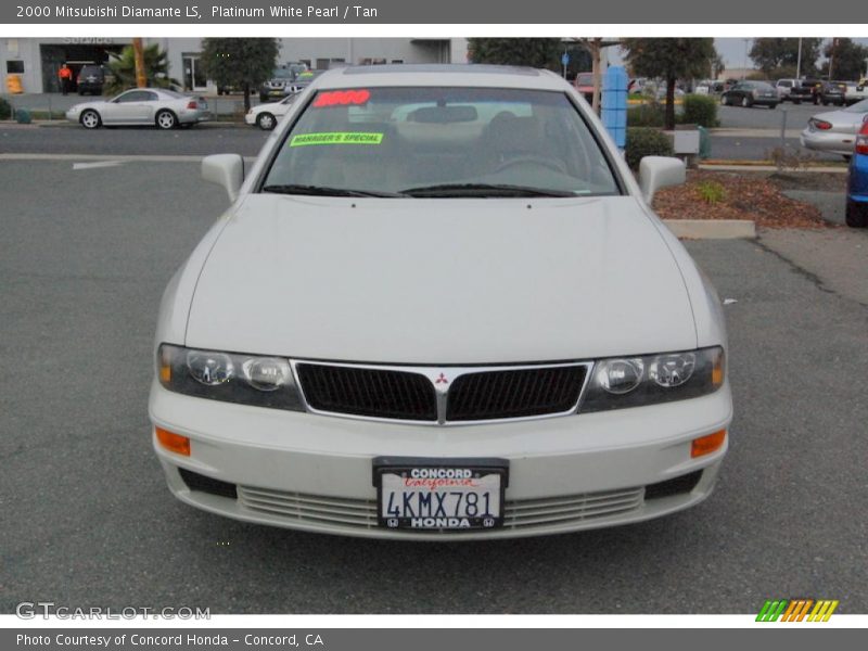 Platinum White Pearl / Tan 2000 Mitsubishi Diamante LS