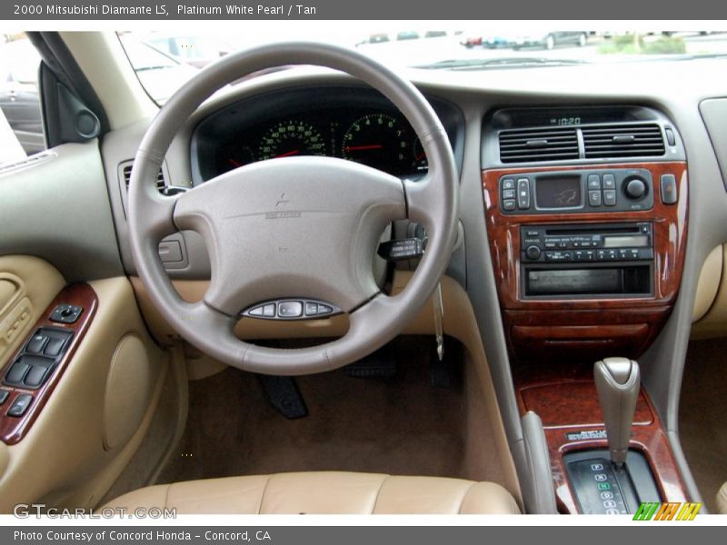 Platinum White Pearl / Tan 2000 Mitsubishi Diamante LS