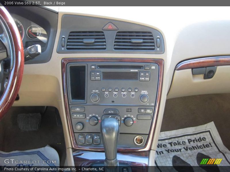 Black / Beige 2006 Volvo S60 2.5T