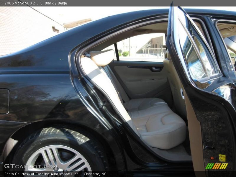Black / Beige 2006 Volvo S60 2.5T