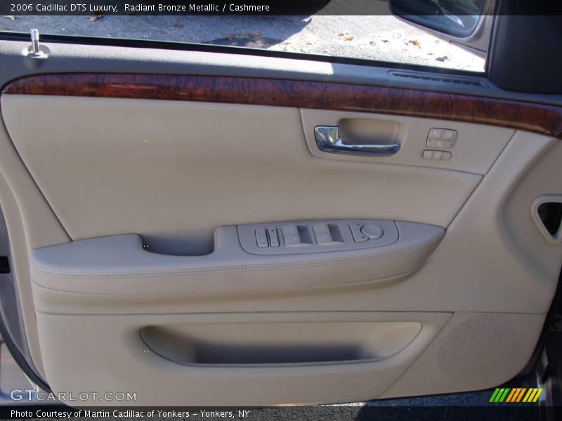Radiant Bronze Metallic / Cashmere 2006 Cadillac DTS Luxury