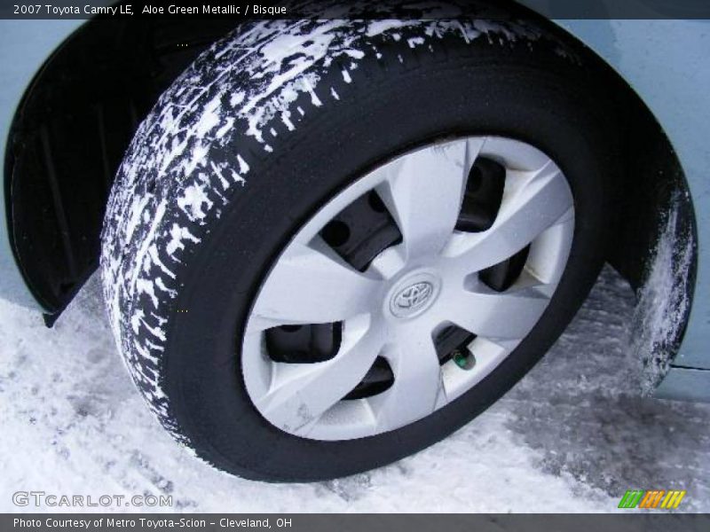 Aloe Green Metallic / Bisque 2007 Toyota Camry LE