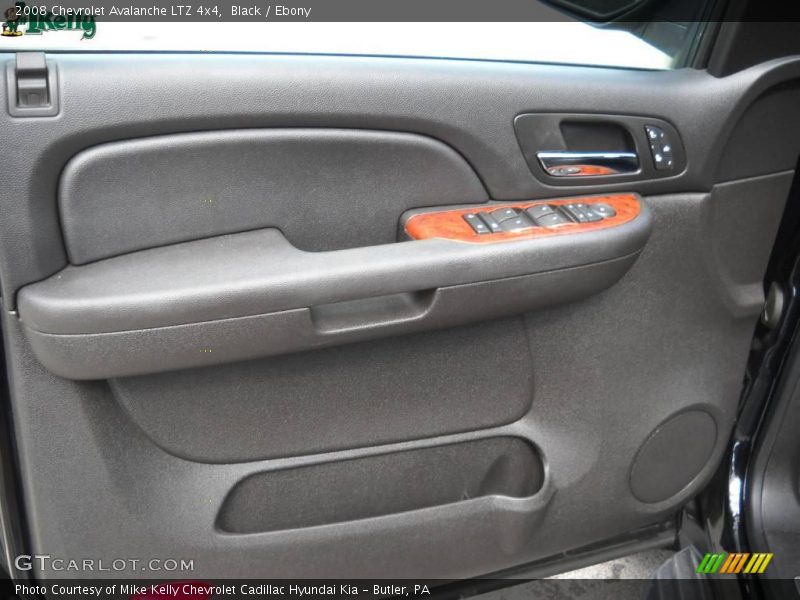 Black / Ebony 2008 Chevrolet Avalanche LTZ 4x4