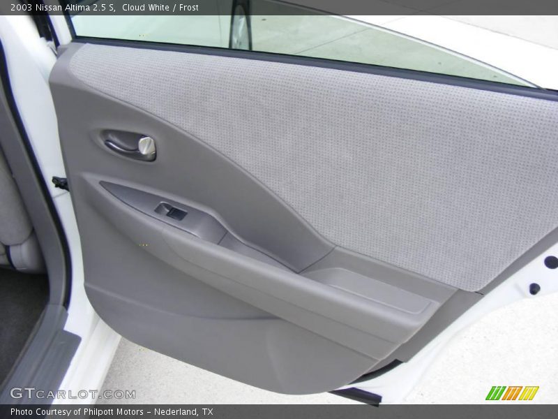 Cloud White / Frost 2003 Nissan Altima 2.5 S