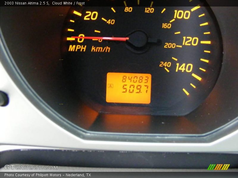 Cloud White / Frost 2003 Nissan Altima 2.5 S