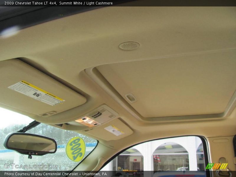 Summit White / Light Cashmere 2009 Chevrolet Tahoe LT 4x4