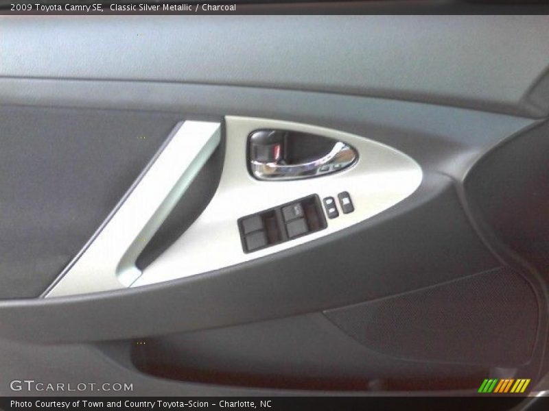 Classic Silver Metallic / Charcoal 2009 Toyota Camry SE