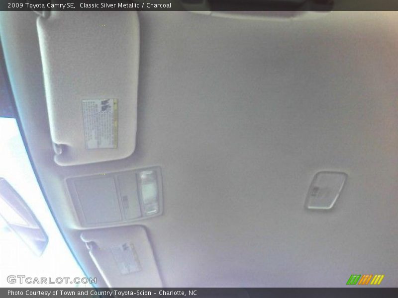 Classic Silver Metallic / Charcoal 2009 Toyota Camry SE