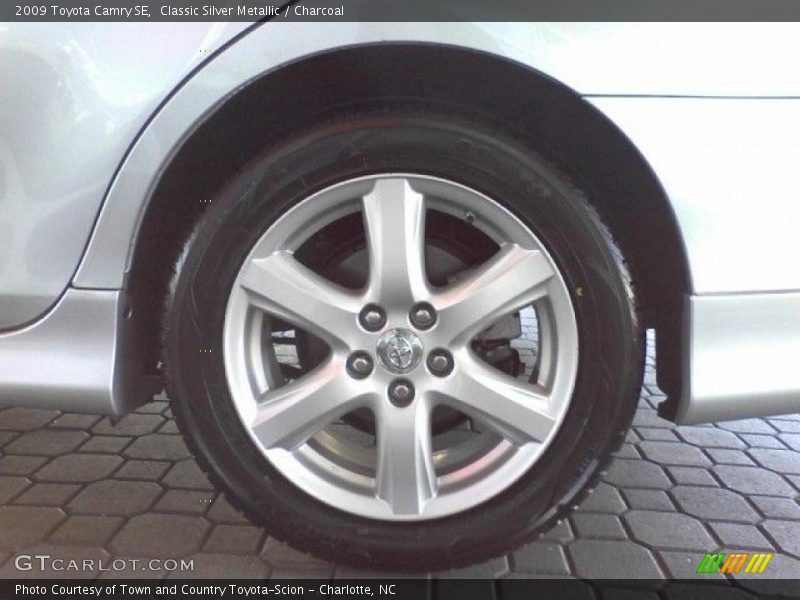 Classic Silver Metallic / Charcoal 2009 Toyota Camry SE