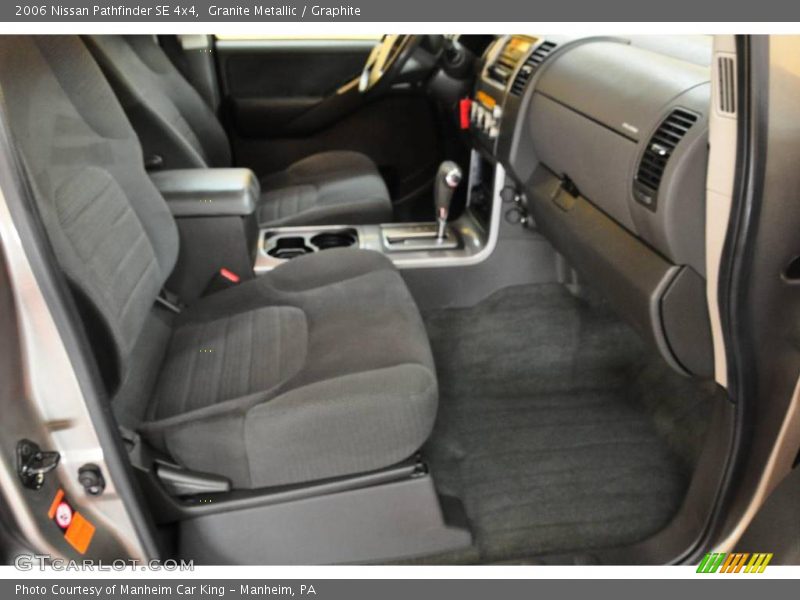 Granite Metallic / Graphite 2006 Nissan Pathfinder SE 4x4