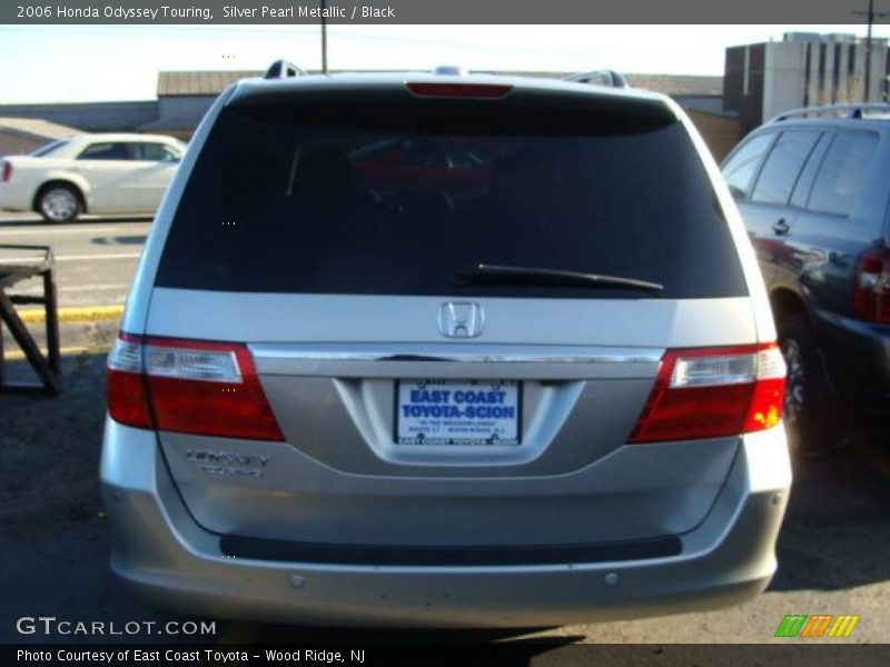 Silver Pearl Metallic / Black 2006 Honda Odyssey Touring