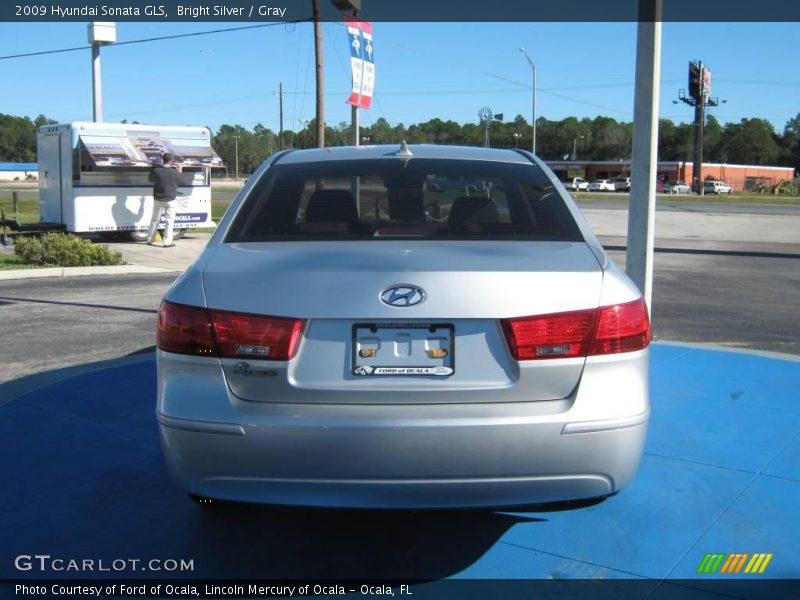 Bright Silver / Gray 2009 Hyundai Sonata GLS