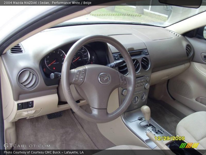 Performance White / Beige 2004 Mazda MAZDA6 i Sedan