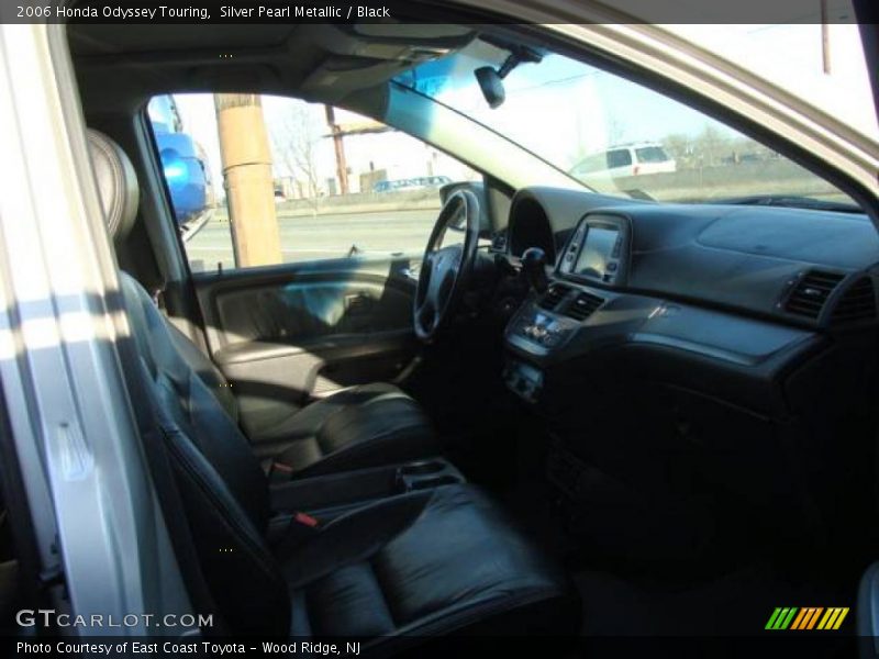 Silver Pearl Metallic / Black 2006 Honda Odyssey Touring