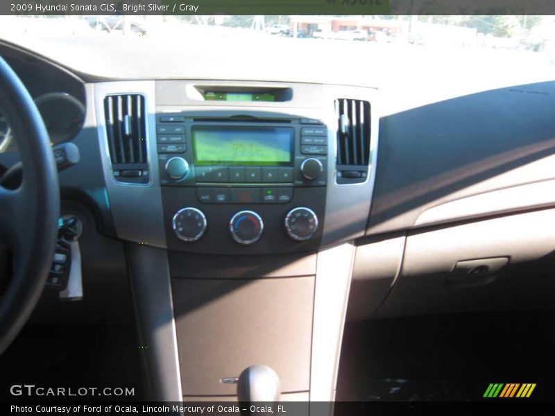 Bright Silver / Gray 2009 Hyundai Sonata GLS