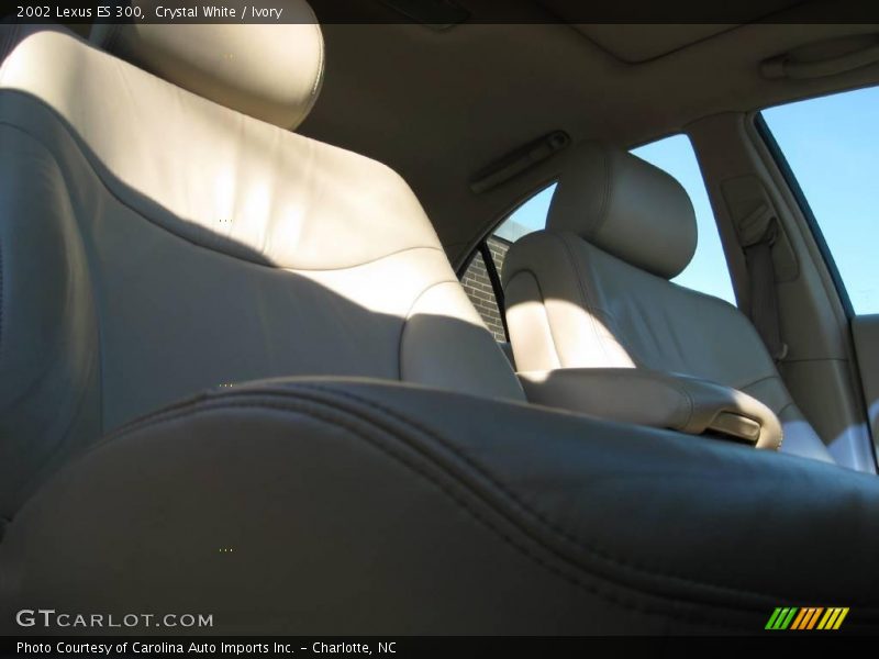 Crystal White / Ivory 2002 Lexus ES 300