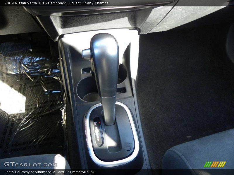 Brillant Silver / Charcoal 2009 Nissan Versa 1.8 S Hatchback